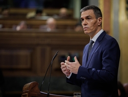 Fotografía del acto Pedro Sánchez comparece, a petición propia, ante el Pleno del Congreso para dar cuenta de la posición del Gobierno de España en los encuentros y foros internacionales en los que ha participado, así como para informar sobre los últimos accidentes y la situación actual del servicio ferroviario