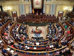 Fotografía del acto Pedro Sánchez comparece, a petición propia, ante el Pleno del Congreso, para informar a gestión del Gobierno en relación con los hechos ocurridos en Ceuta y sobre la situación actual en la ciudad autónoma