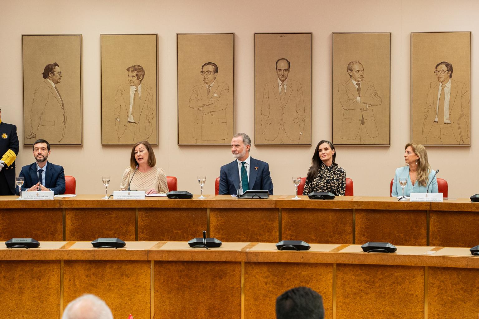 Fotografía de Los Reyes vuelven al Congreso por el 600º aniversario del pueblo gitano